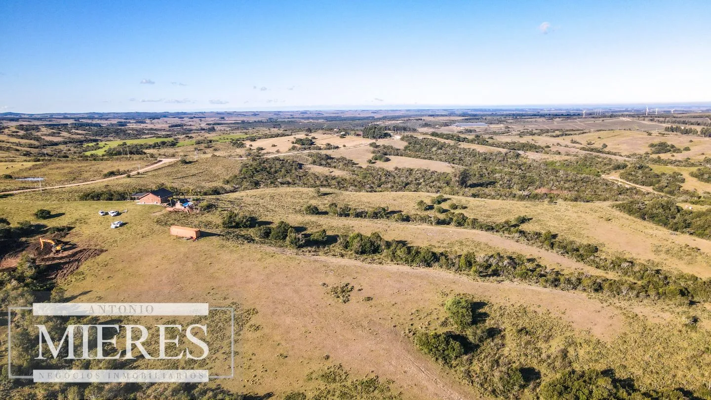 Venta de Campo en Garzón de 45 ha con casa y piscina — foto 18