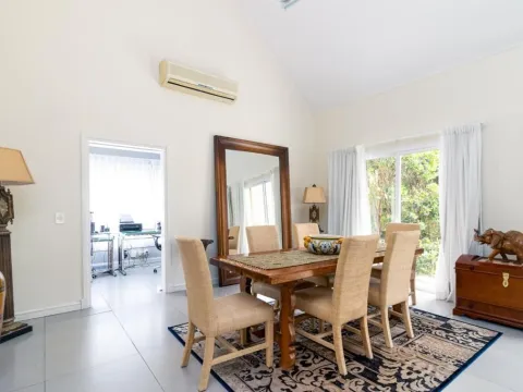 Alquiler temporal Casa 5 Dormitorios- Cantegril — foto 4