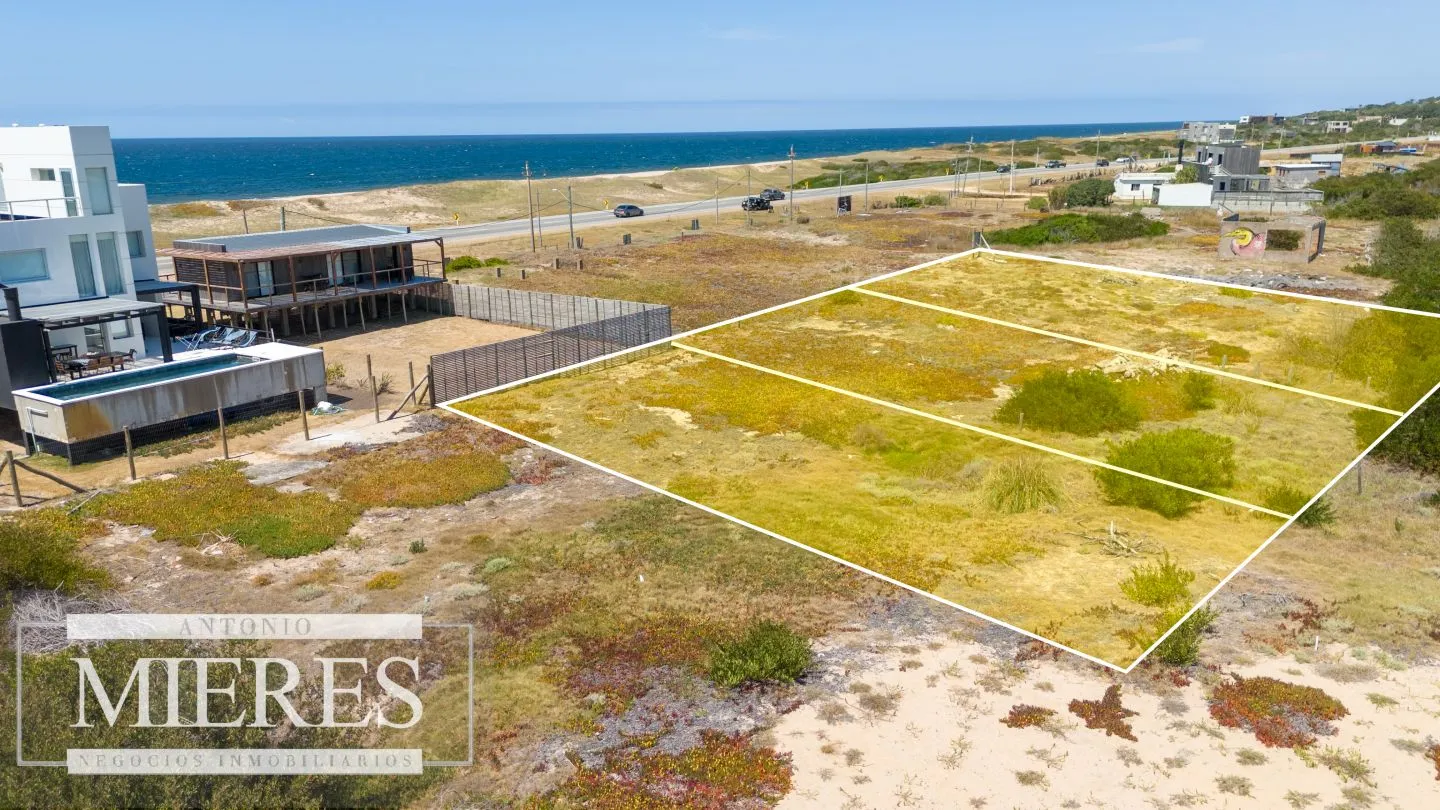 Venta de lote 2da linea y sobre laguna en Santa Monica — foto 2