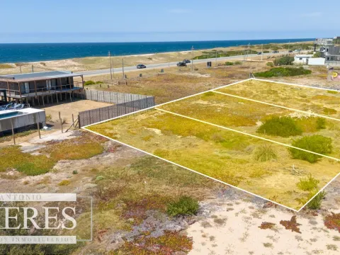 Venta de lote 2da linea y sobre laguna en Santa Monica — foto 2