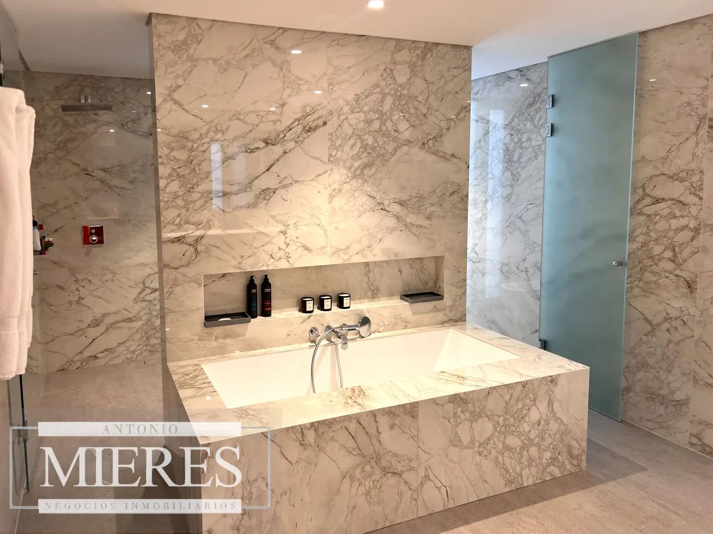 VENTA APARTAMENTO CINCO SUITES MANANTIALES — foto 30