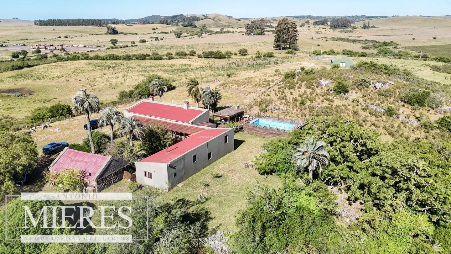 Chacra / Campo 53 ha en Lavalleja — foto 1