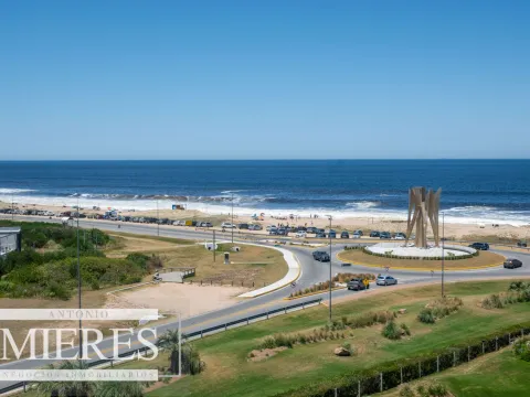 VENTA PENTHOUSE 4 DORMITORIOS MANANTIALES — foto 2