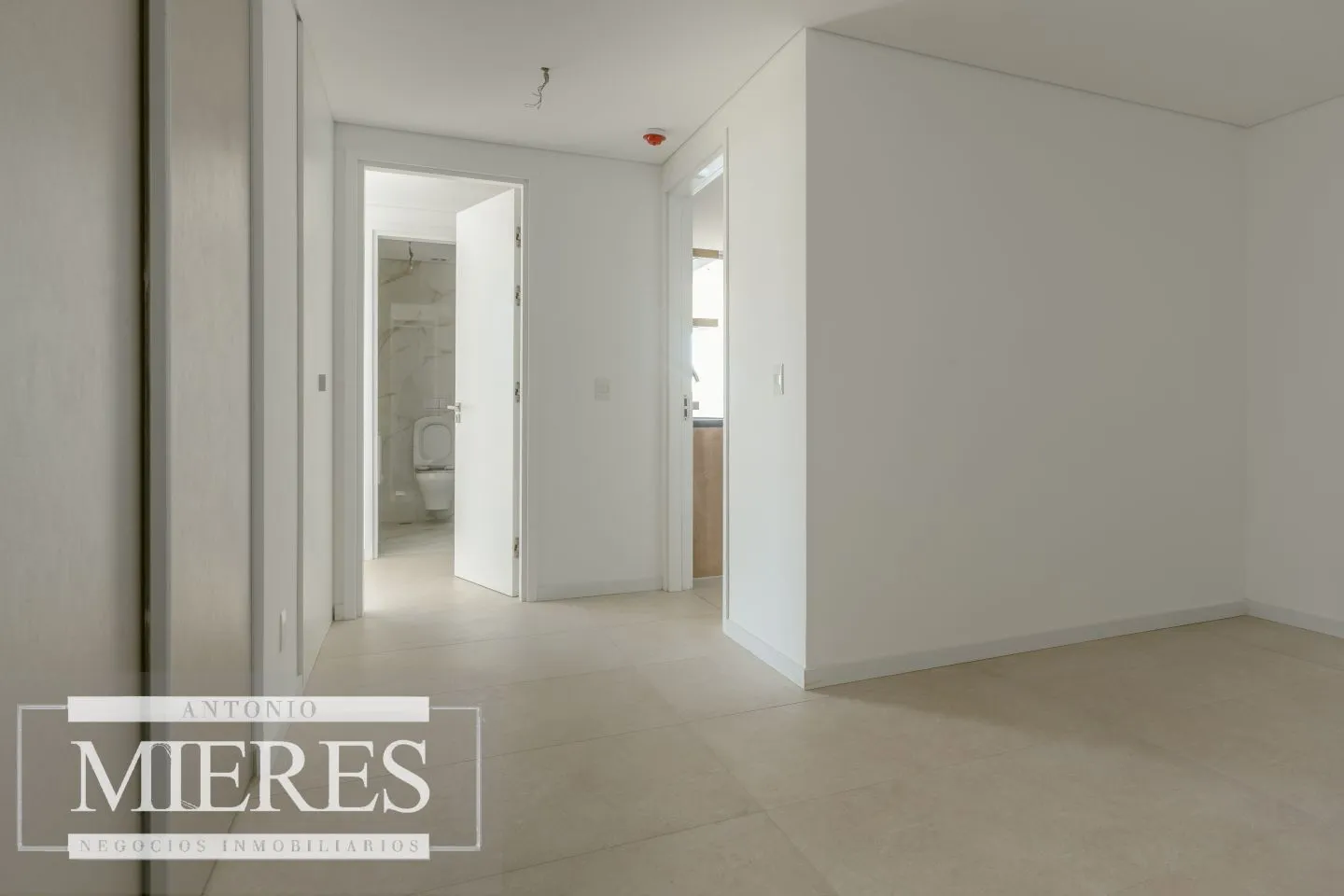 VENTA PENTHOUSE 4 DORMITORIOS MANANTIALES — foto 8