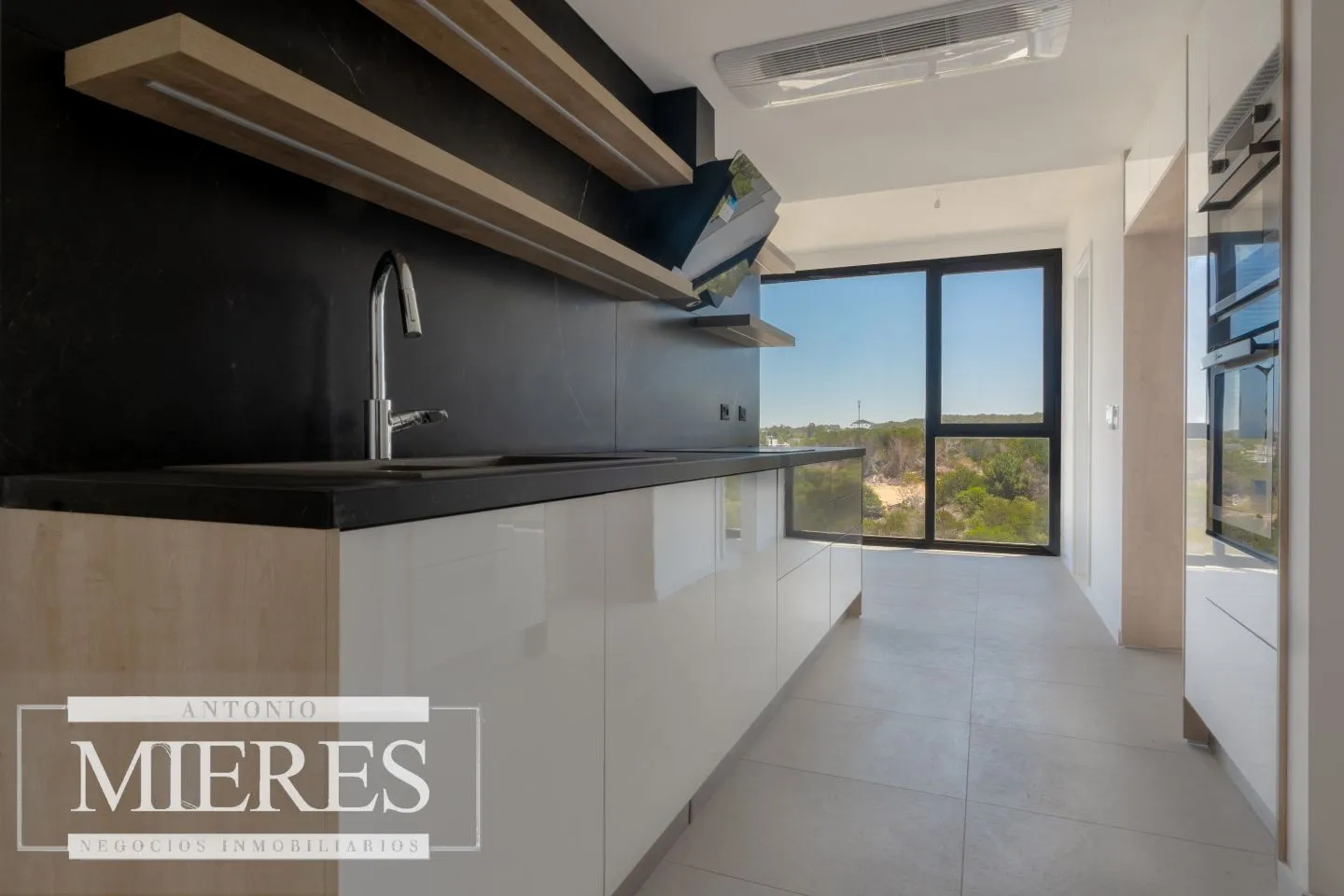 VENTA PENTHOUSE 4 DORMITORIOS MANANTIALES — foto 9