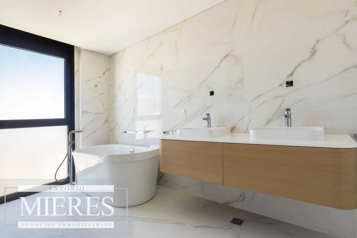 VENTA PENTHOUSE 4 DORMITORIOS MANANTIALES — foto 17