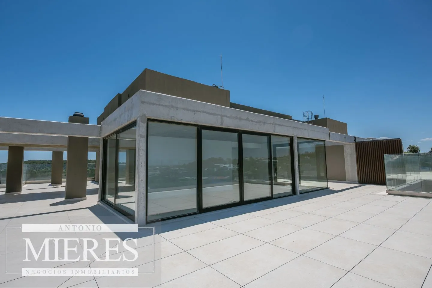 VENTA PENTHOUSE 4 DORMITORIOS MANANTIALES — foto 26