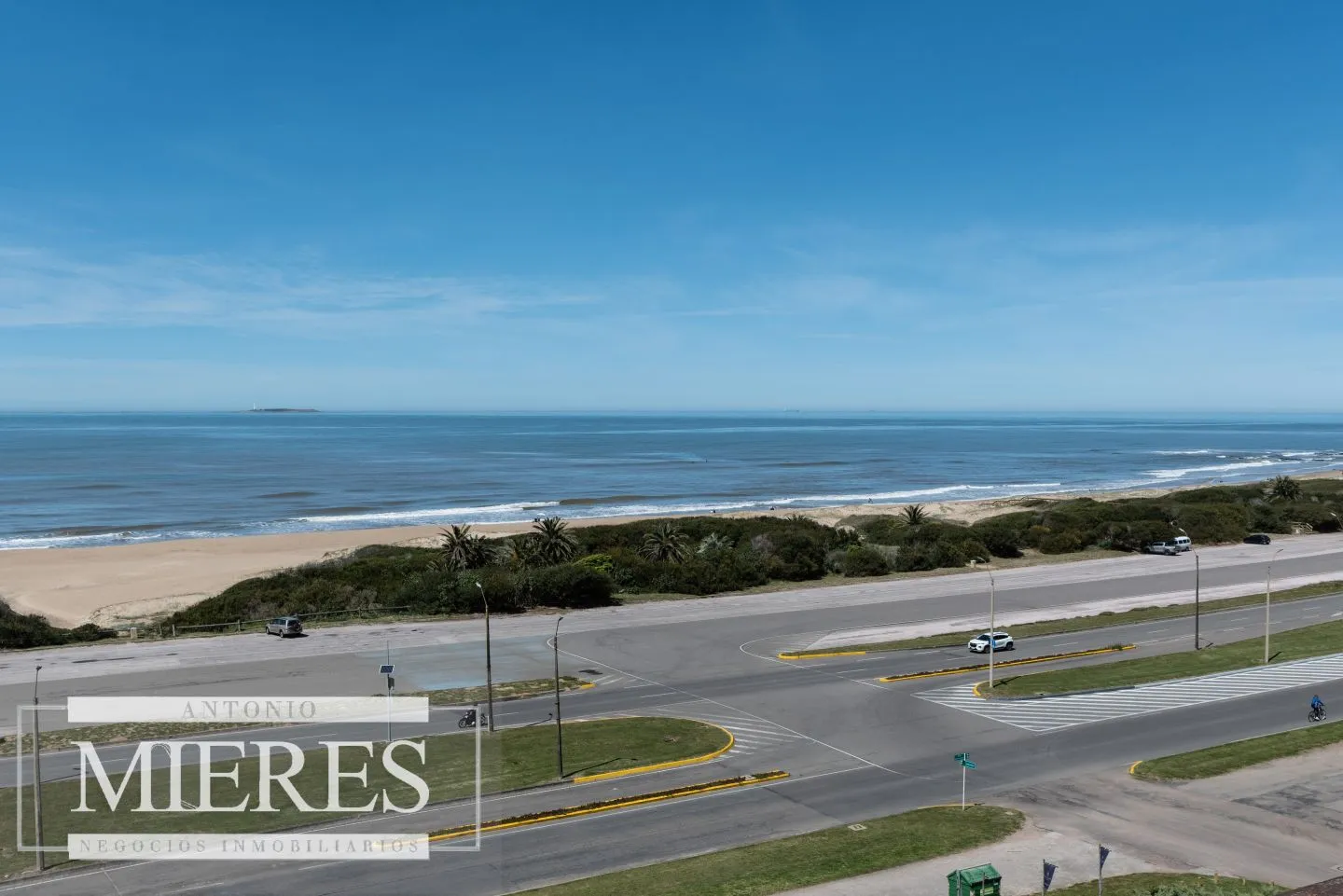 Venta apartamento 3 dormitorios- Playa Brava — foto 1