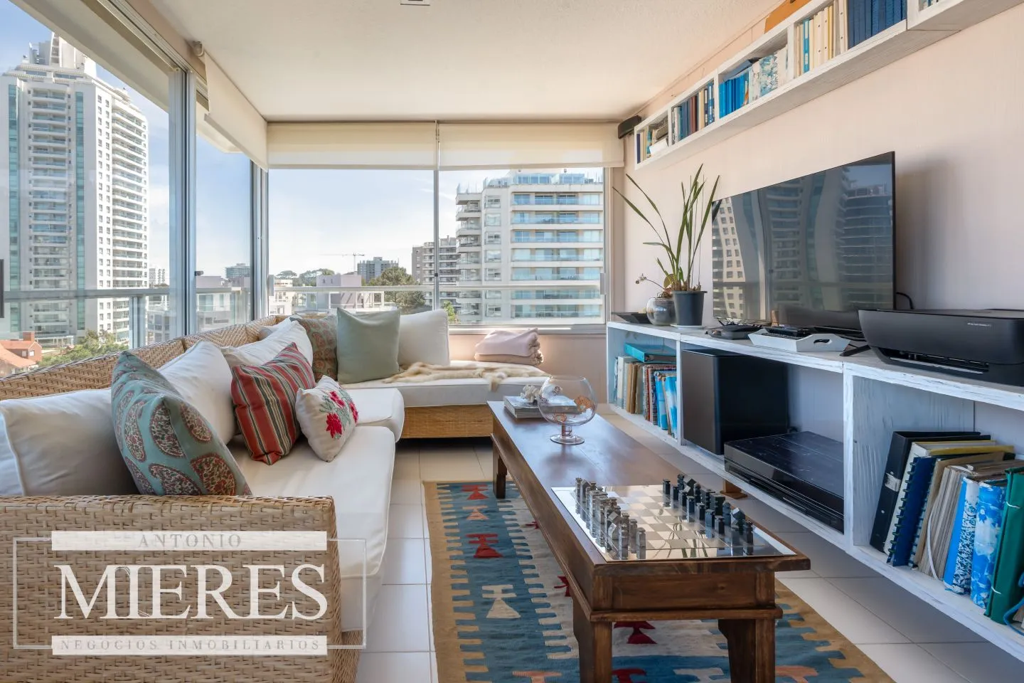 Venta apartamento 3 dormitorios- Playa Brava — foto 2
