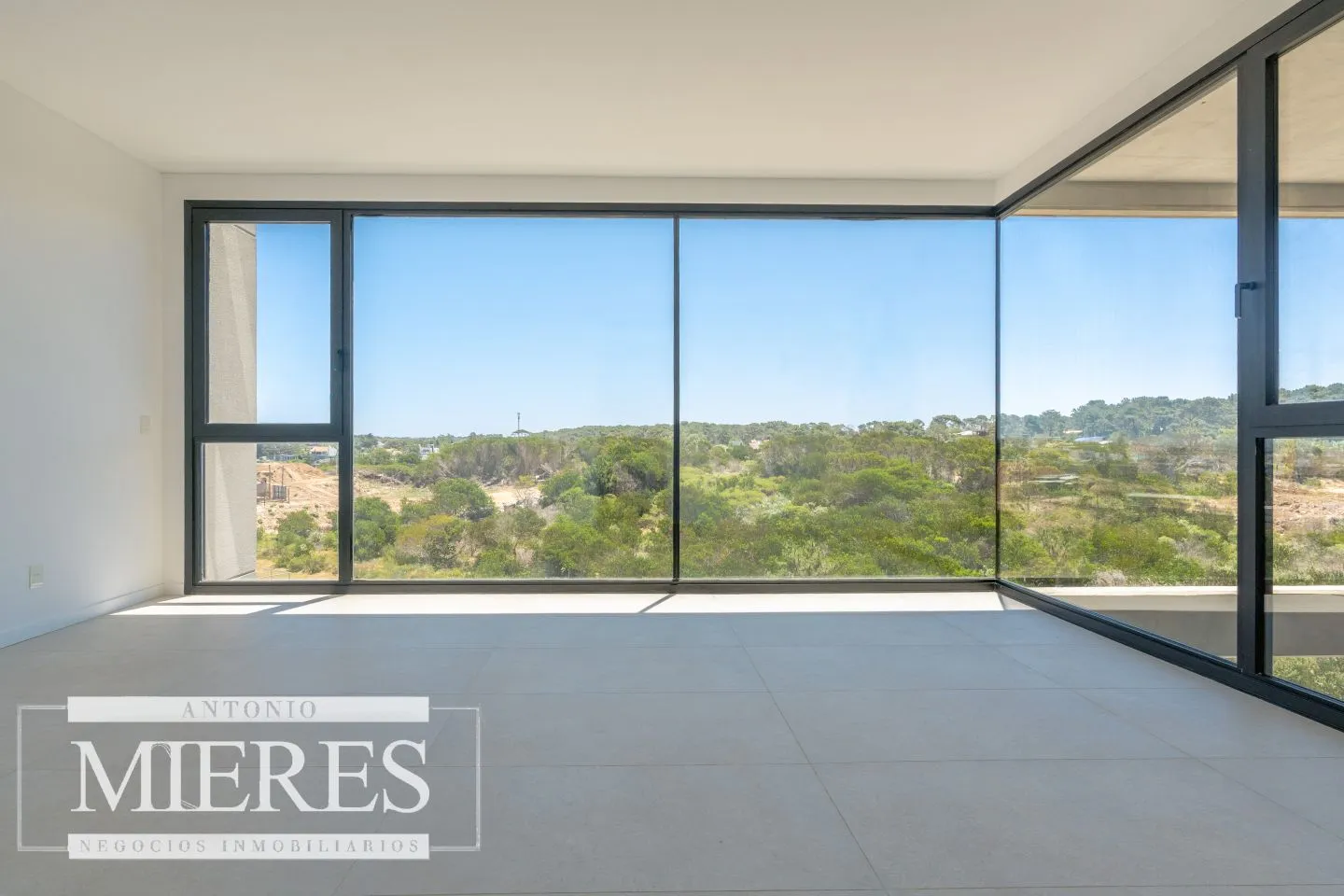 Venta penthouse cuatro suites en Manantiales — foto 8