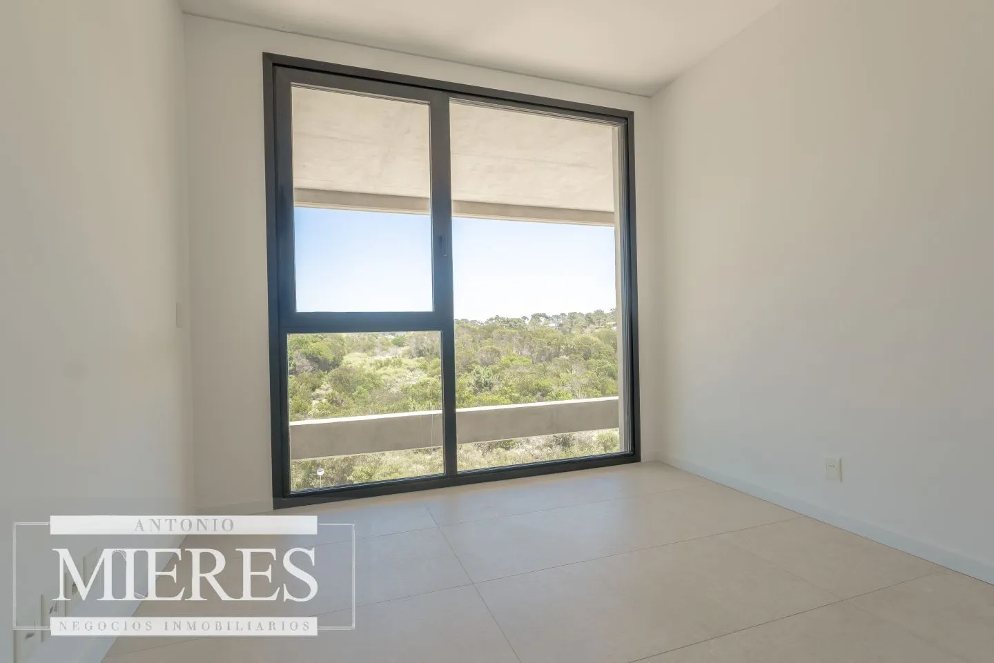 Venta penthouse cuatro suites en Manantiales — foto 12