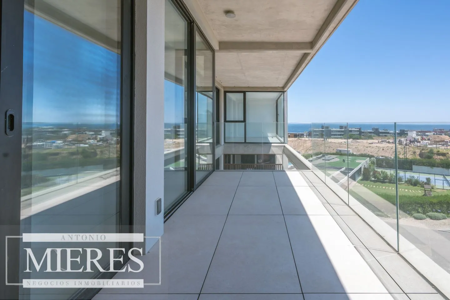 Venta penthouse cuatro suites en Manantiales — foto 19