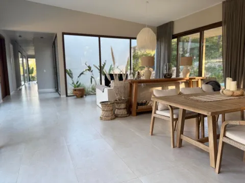 ALQUILER CASA 5 DORMITORIOS EN RESERVA MONTOYA — foto 4