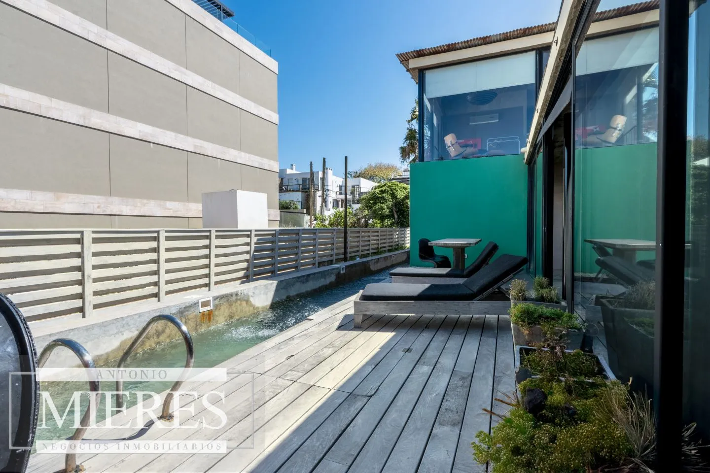 CASA EN VENTA 4 DORMITORIOS LA BARRA — foto 4