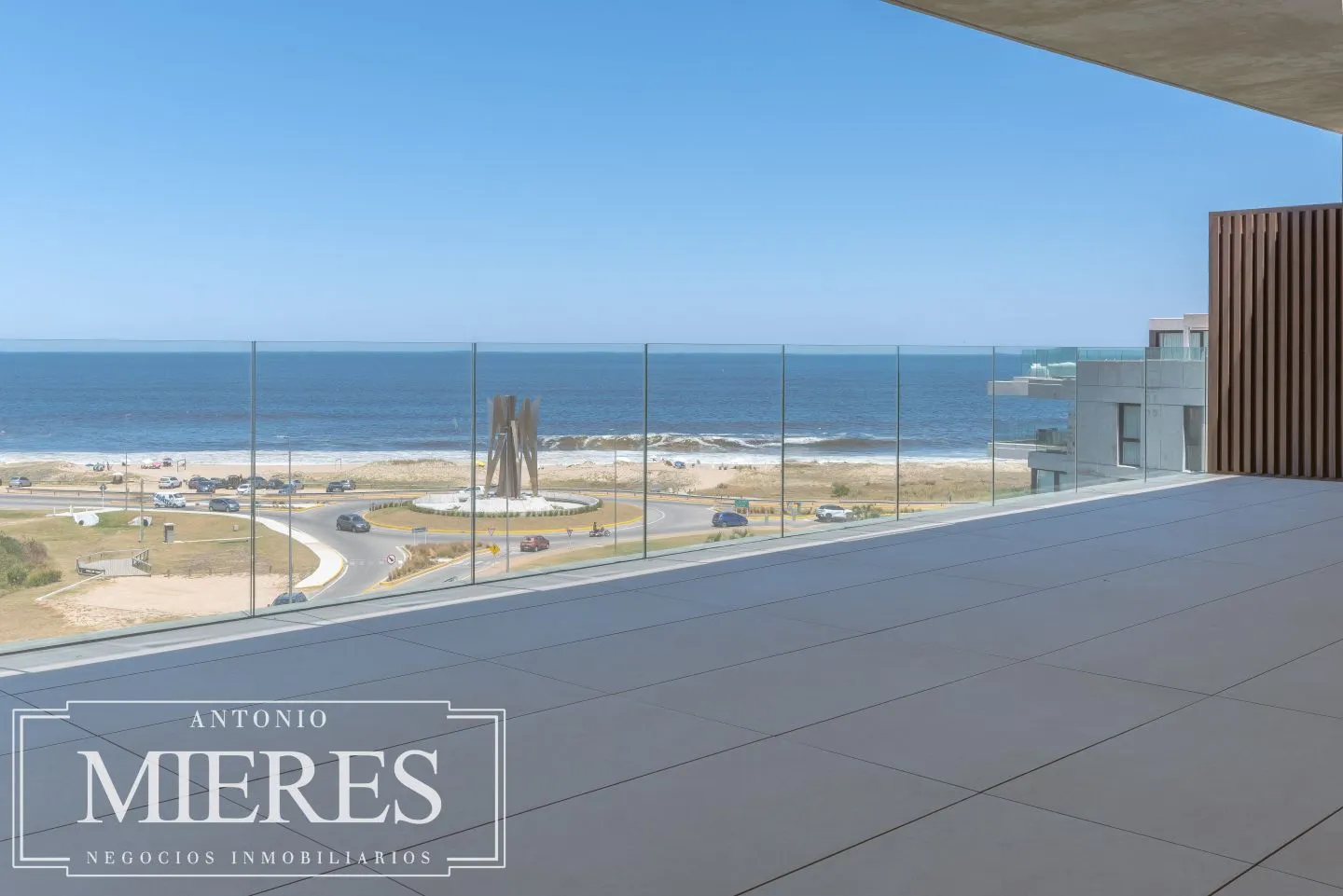 Venta de penthouse 3 suites frente al mar en Manantiales. — foto 1