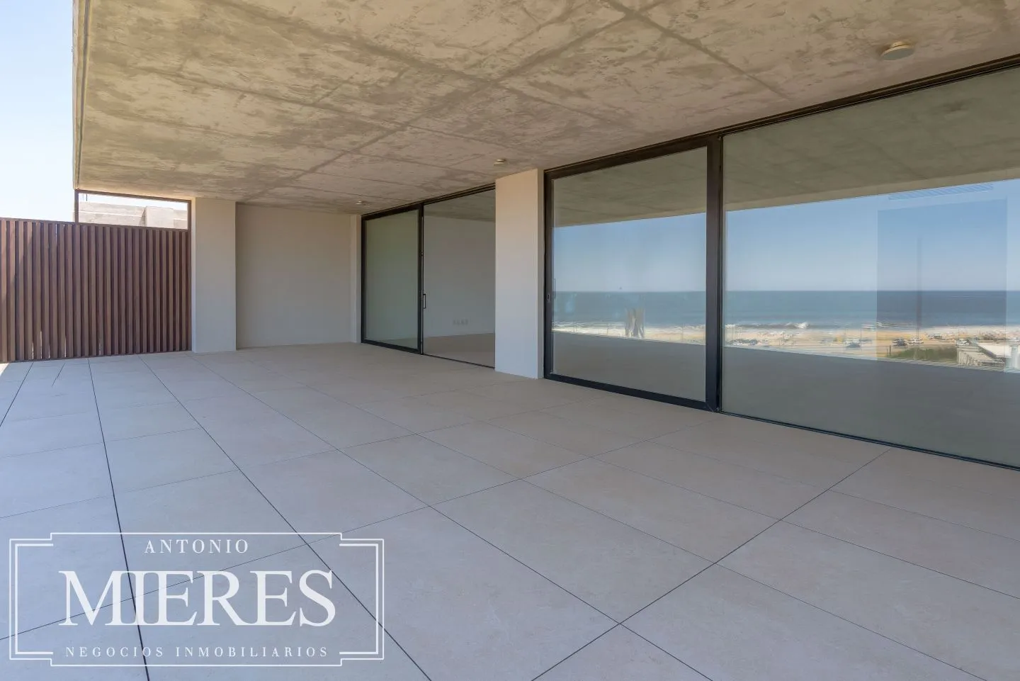 Venta de penthouse 3 suites frente al mar en Manantiales. — foto 3