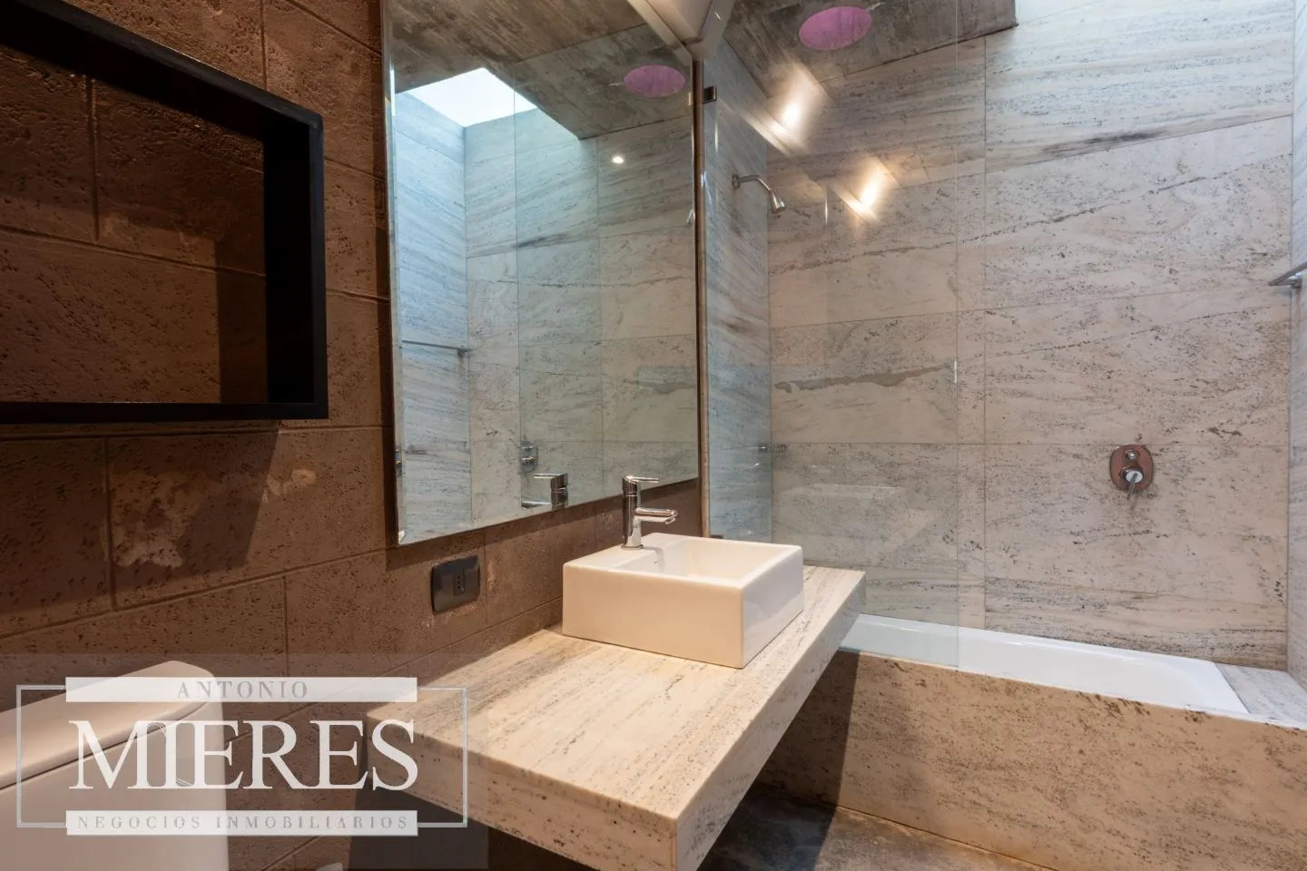 CASA EN VENTA 4 DORMITORIOS LA BARRA — foto 21