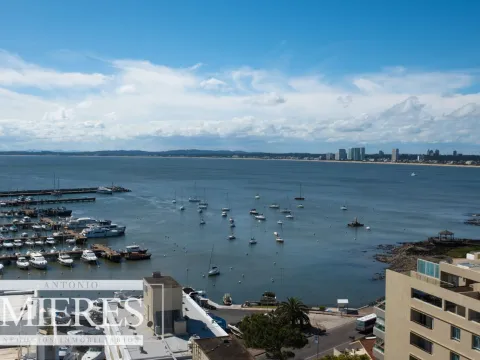 Venta apartamento 4 dormitorios- Península