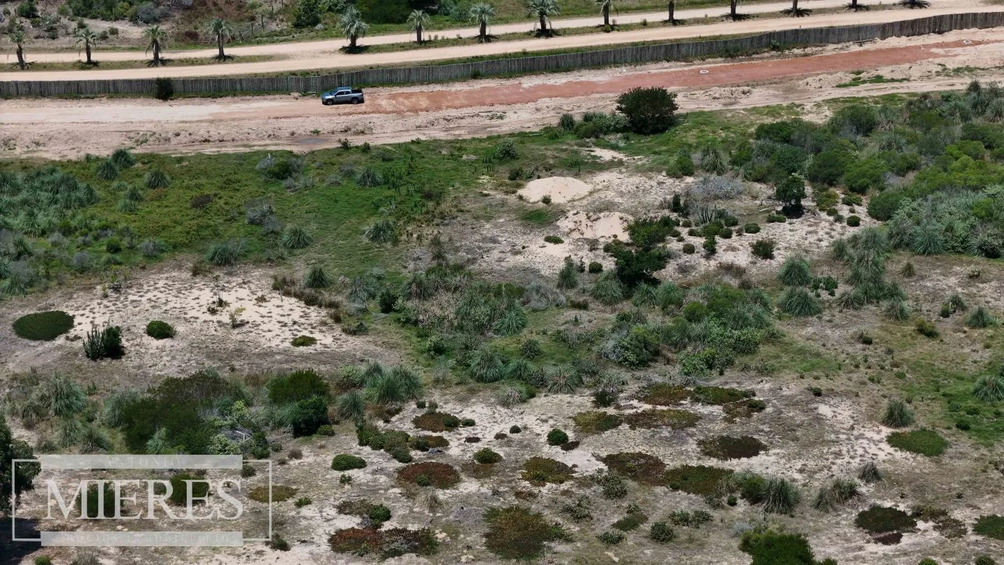 Venta lote 1000m2 en barrio Playa Brava a 5' de Jose Ignacio — foto 6