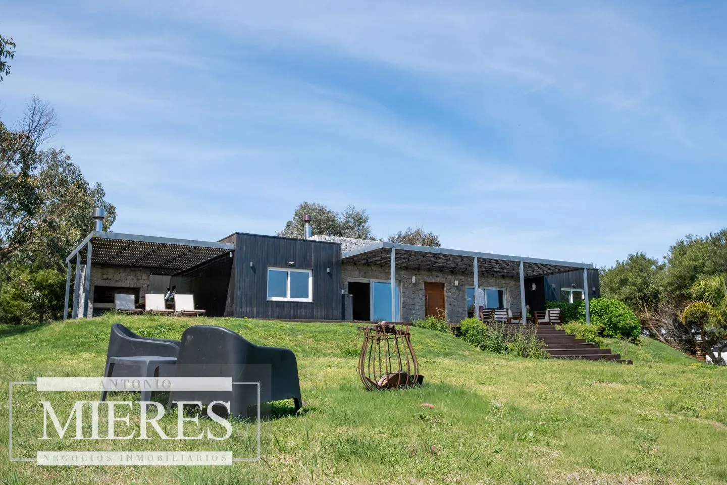 ALQUILER CASA 4 DORMITORIOS EN PUEBLO MIO — foto 1