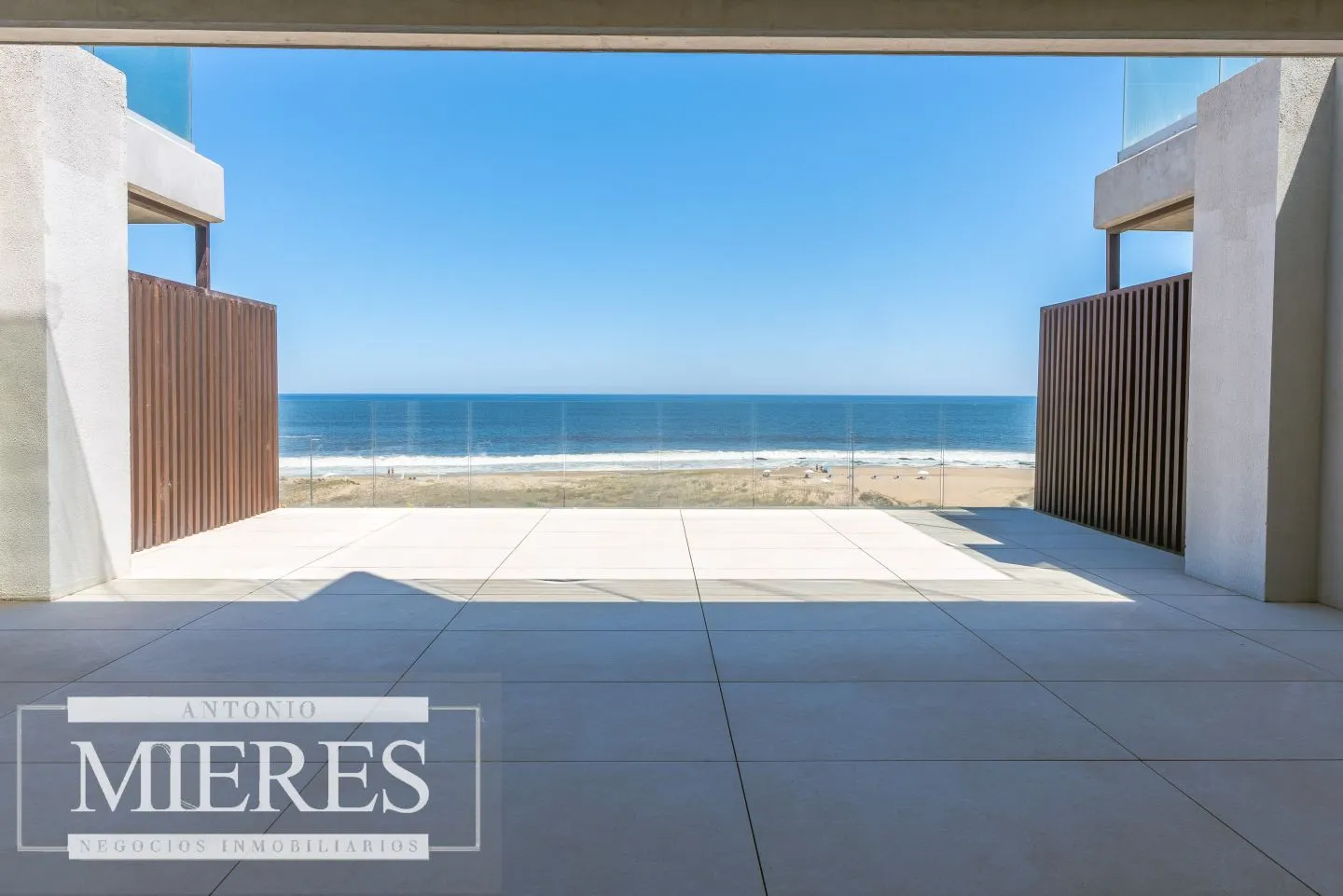 VENTA PENTHOUSE 4 DORMITORIOS MANANTIALES — foto 2