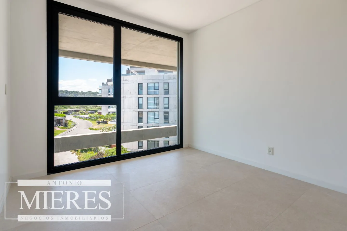 VENTA PENTHOUSE 4 DORMITORIOS MANANTIALES — foto 9