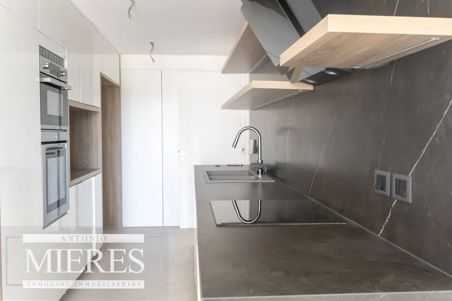 VENTA PENTHOUSE 4 DORMITORIOS MANANTIALES — foto 15
