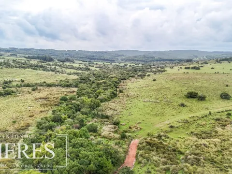 Campo de 32 ha panorámico con arroyo en Maldonado — foto 4