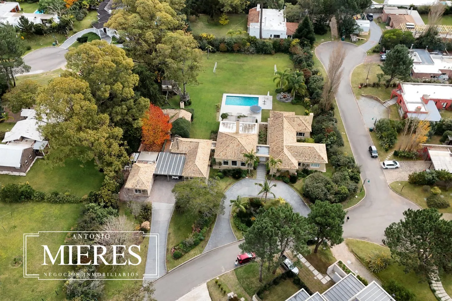 Venta casa 5 dormitorios - La Arbolada — foto 1