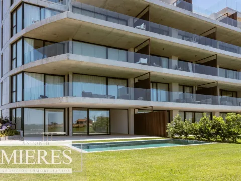 VENTA DEPARTAMENTO 4 DORMITORIOS EN MANANTIALES CON PISCINA