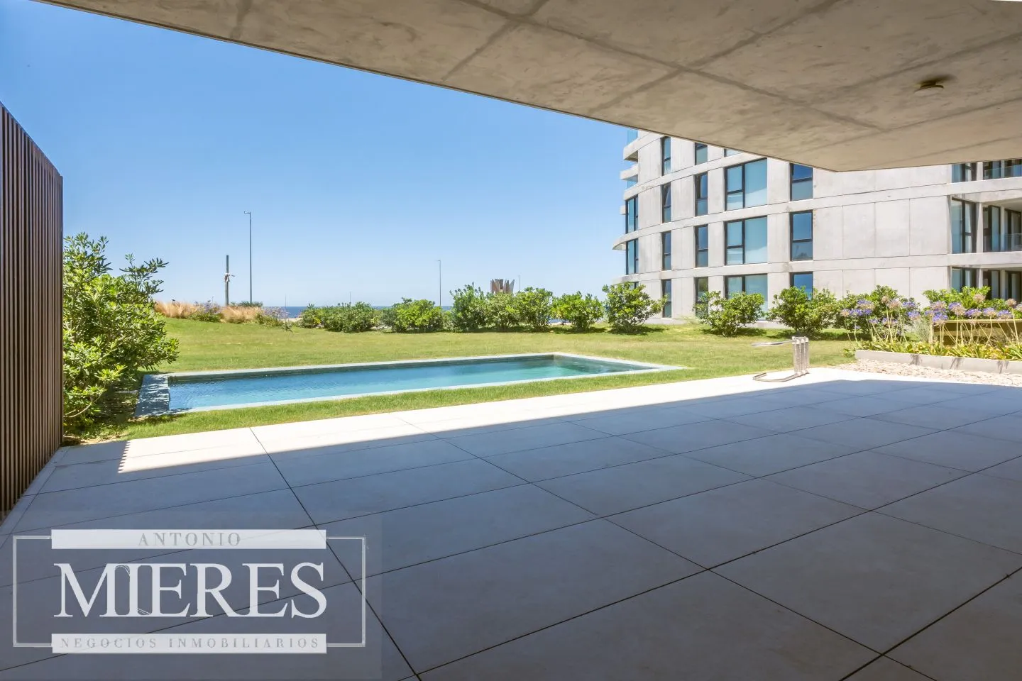 VENTA DEPARTAMENTO 4 DORMITORIOS EN MANANTIALES CON PISCINA — foto 4