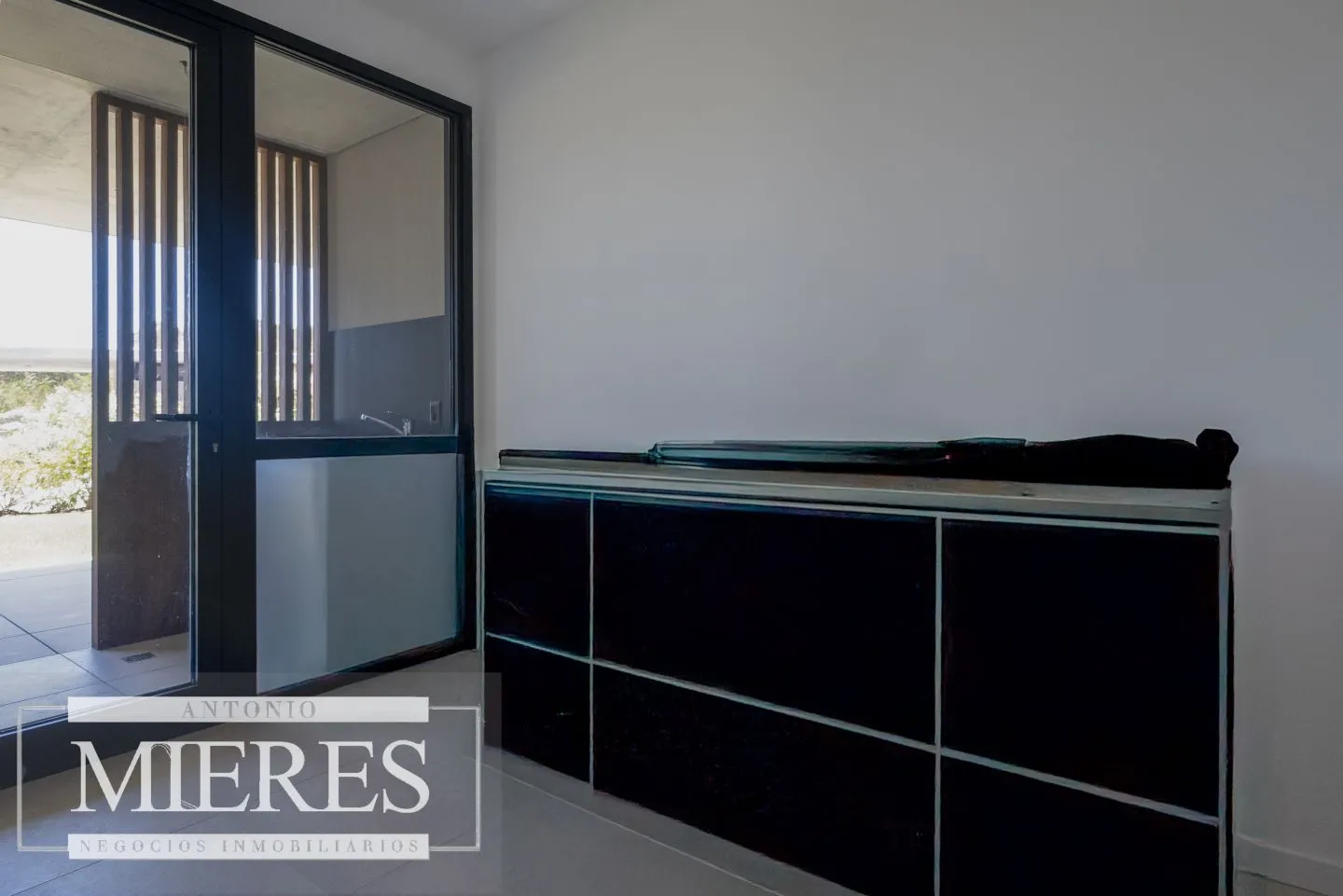 VENTA DEPARTAMENTO 4 DORMITORIOS EN MANANTIALES CON PISCINA — foto 17
