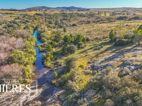 Chacra de 29ha  con casa  y arroyo en Maldonado — foto 4