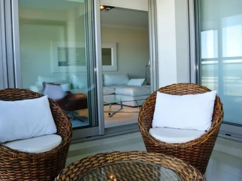 Alquiler apartamento 3 dormitorios - Playa Brava