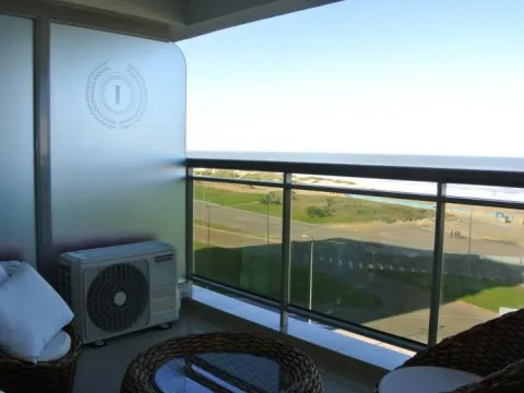 Alquiler apartamento 3 dormitorios - Playa Brava — foto 2