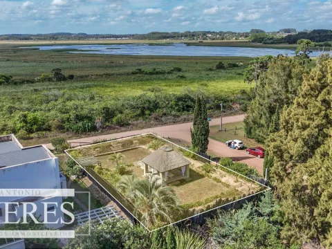 Venta lote con mejoras- Piedras del Chileno