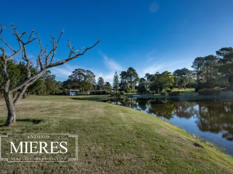 Venta lote en barrio privado Aura- Golf Punta del Este