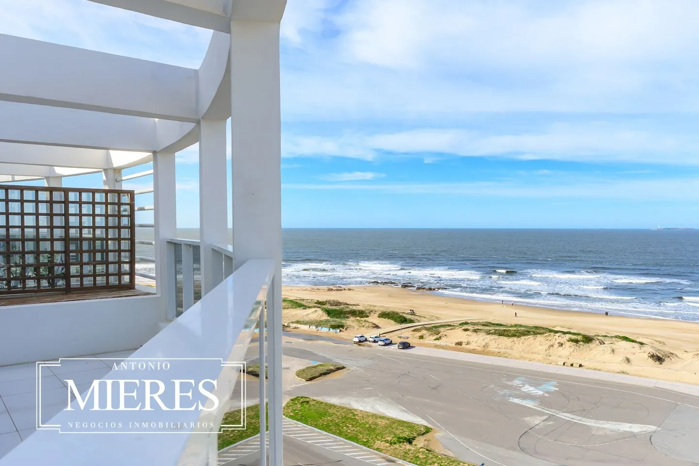 Venta apartamento 3 dormitorios - Playa Brava — foto 2
