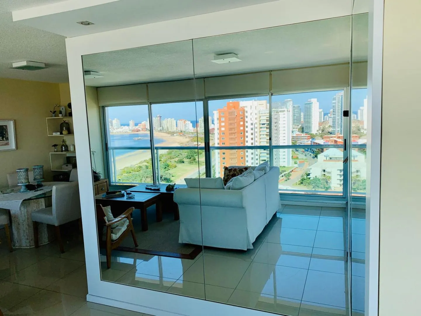 Alquiler anual apartamento de 2 dormitorio - Playa Mansa — foto 5