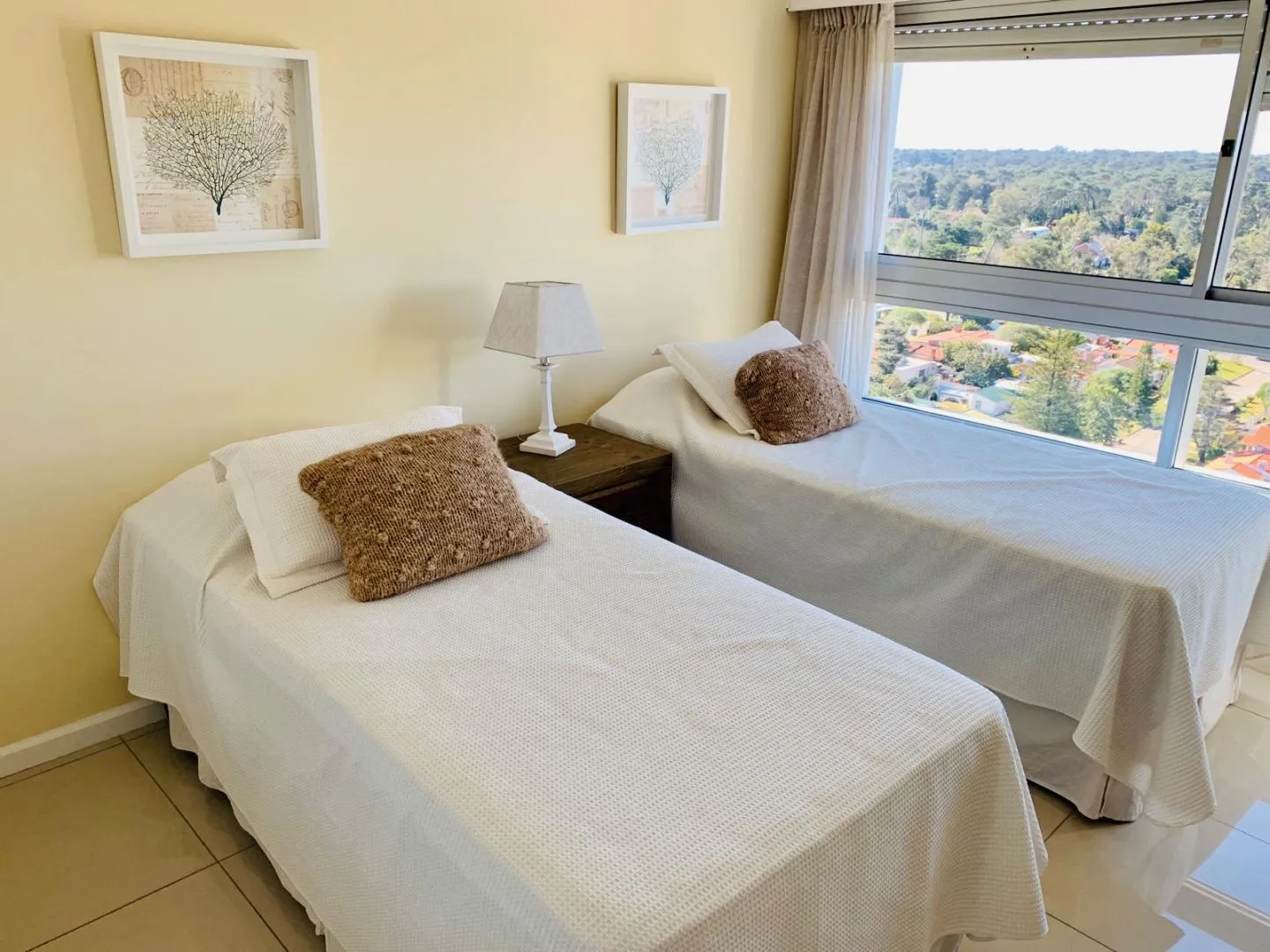 Alquiler anual apartamento de 2 dormitorio - Playa Mansa — foto 14
