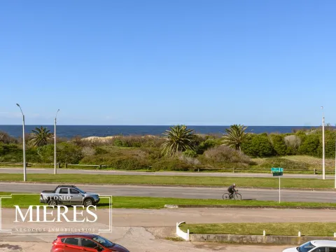 Venta apartamento dos dormitorios- Playa Brava — foto 2