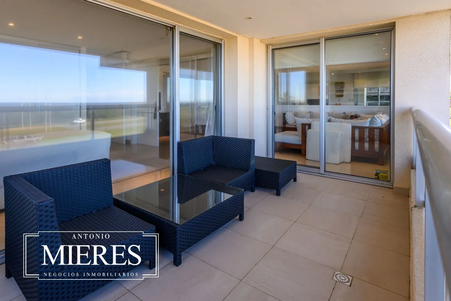 Venta apartamento dos dormitorios- Playa Brava — foto 3