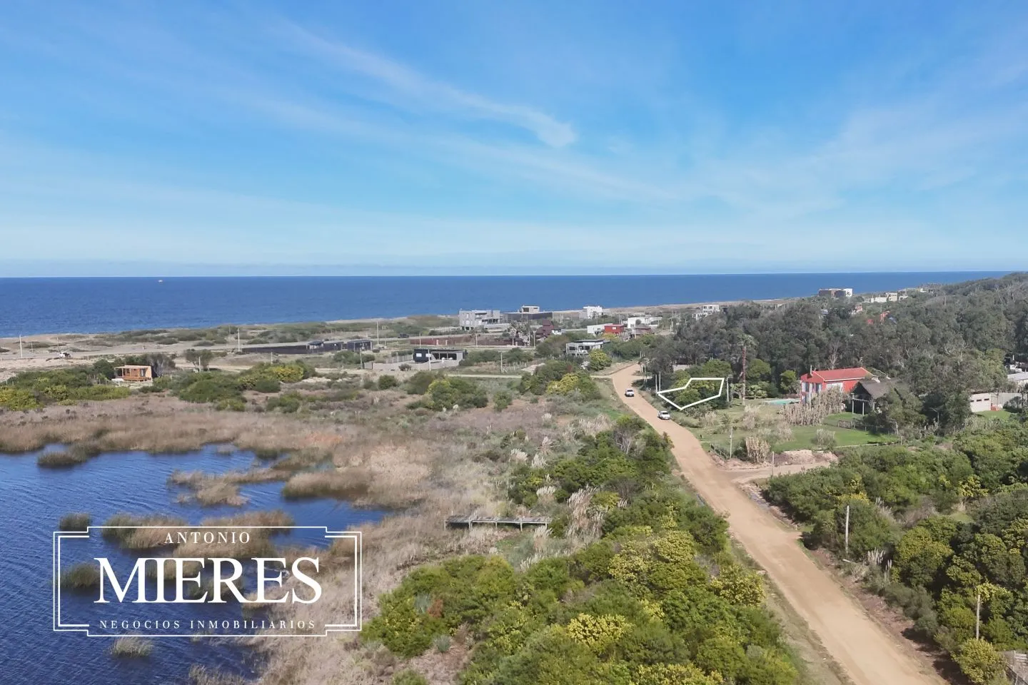 Venta 2 lotes (total 585m2) en Sta Monica, frente a laguna — foto 3