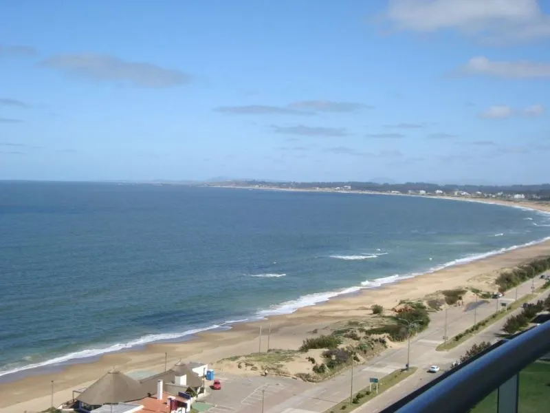 Apartamento en alquiler temporada- Playa Mansa — foto 18