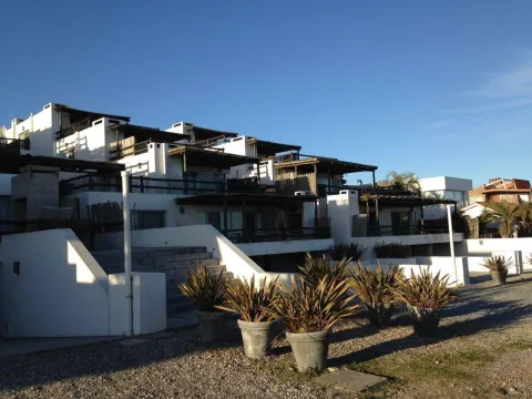 DEPTO EN ALQUILER  Y VENTA EN LA BARRA — foto 2
