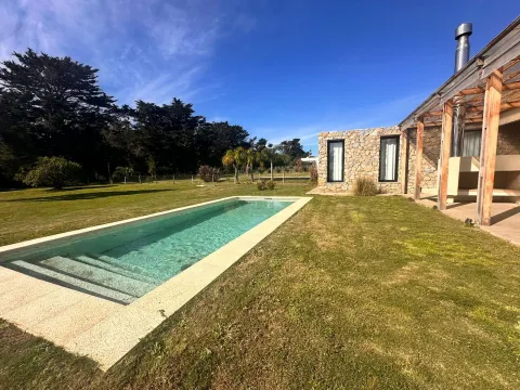 Casa en alquiler anual - Los Tordillos