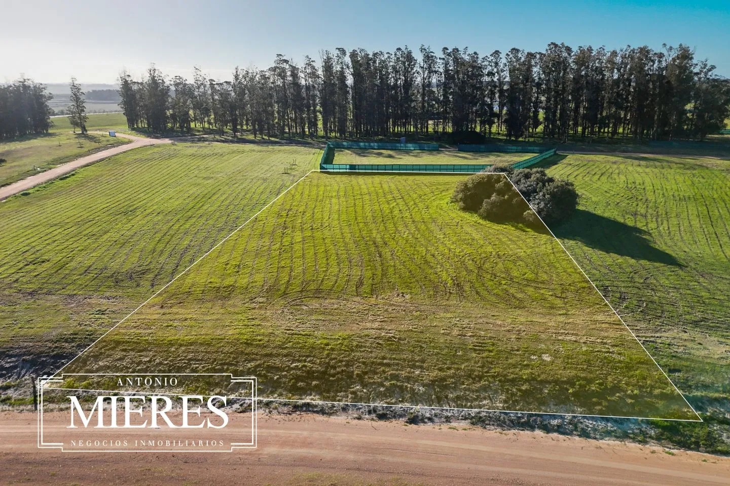 Venta lote 4000m2 en barrio privado premium a 5' de Jose Ignacio — foto 1