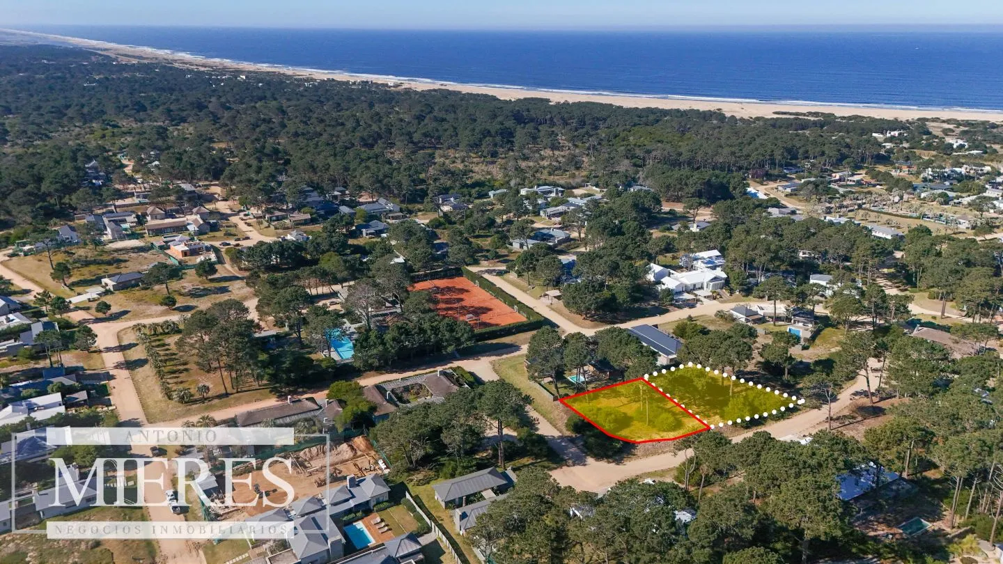Lote en venta de 1000m2 en barrio privado Pinar del Faro — foto 1