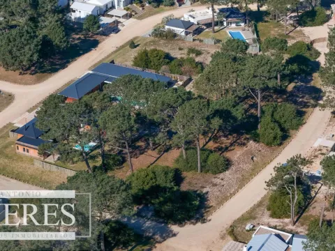Lote de 1000m2 en venta en barrio Pinar del Faro — foto 3
