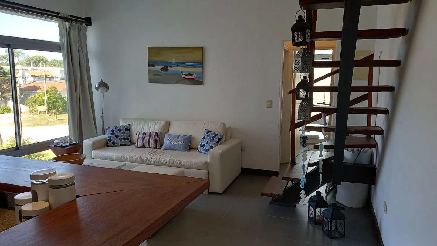 VENTA APTO 1 DORM C/TZA AZOTEA C/VISTA Y PISCINA MANANTIALES — foto 2